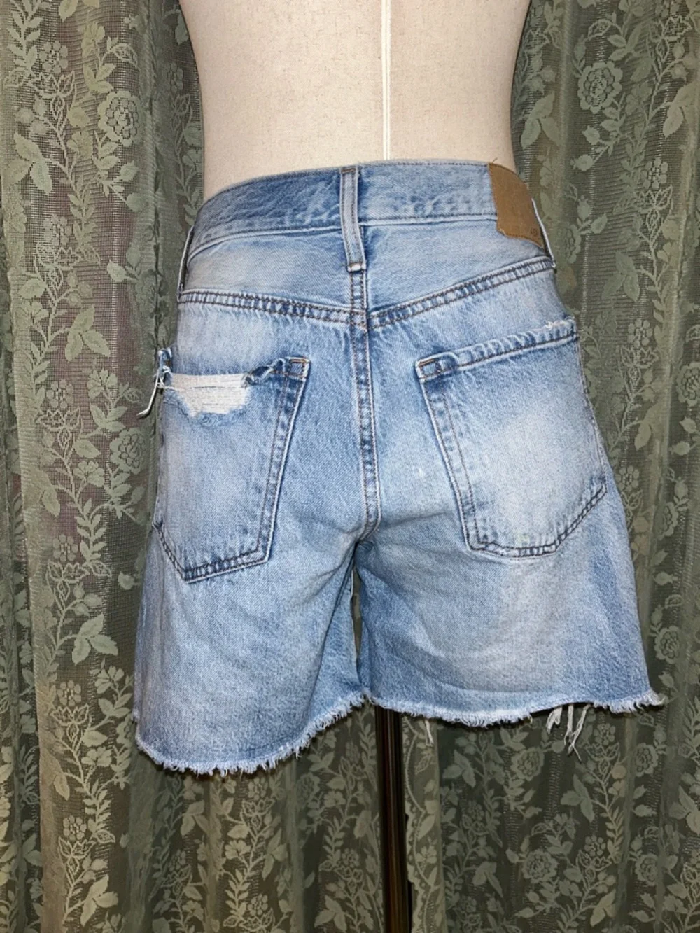 Aeropostale Light Blue Distressed Denim Casual High-Rise 90s Baggy Shorts